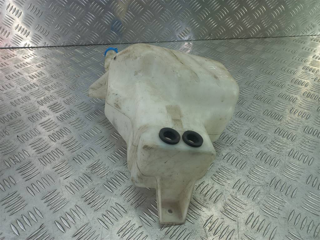 бачок омывателя SUZUKI SX4 1.6 MT (125 л.с.)Swift  III (2004—2011) Хетчбэк 3845080J10, 2700 рублей, Москва