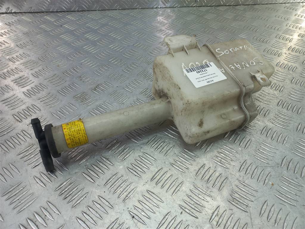 бачок расширительный Hyundai SONATA 2.0 AT (144 л.с.)Sonata  V (2004—2007) Седан 2543038050, 2360 рублей, Москва