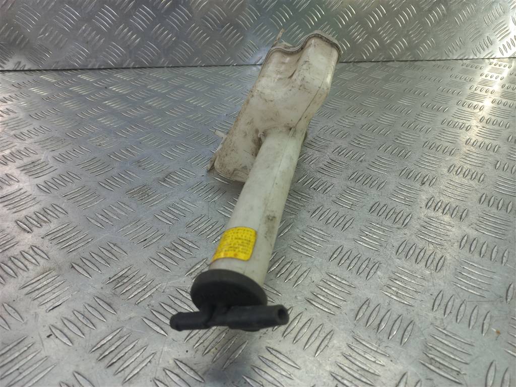 бачок расширительный Hyundai SONATA 2.0 AT (144 л.с.)Sonata  V (2004—2007) Седан 2543038050, 2360 рублей, Москва