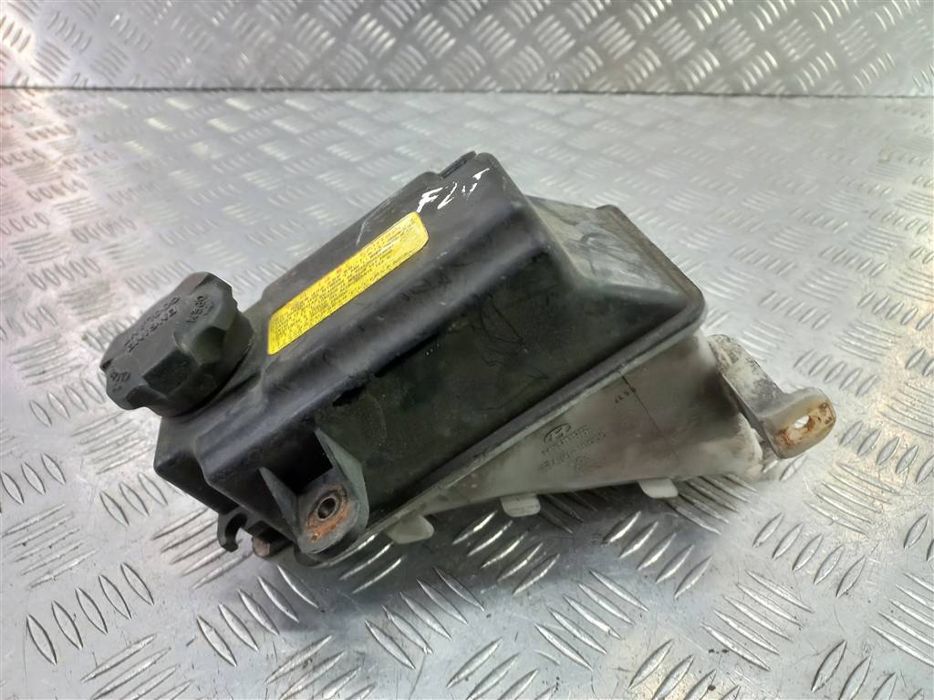 бачок расширительный Hyundai GETZ 1.3 AT (85 л.с.)Getz  I (2002—2005) Хетчбэк 254311C000, 860 рублей, Москва