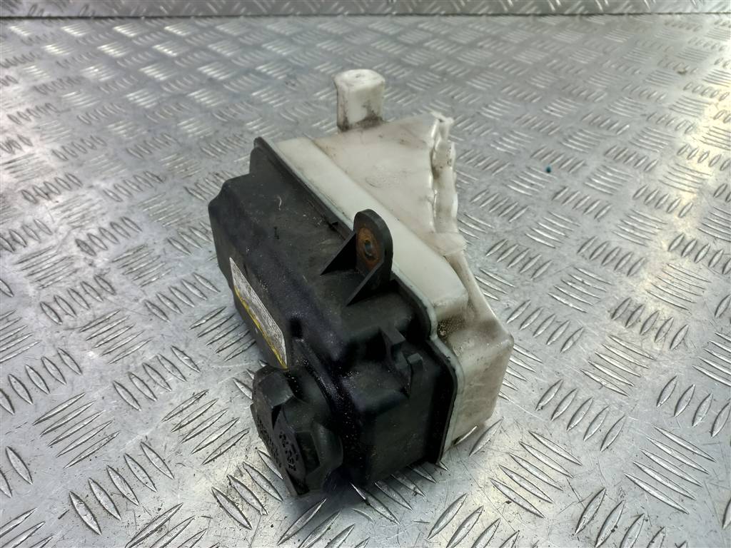 бачок расширительный Hyundai GETZ 1.4 MT (97 л.с.)Getz  I рестайлинг (2005—2011) Хетчбэк 254311C000, 860 рублей, Москва