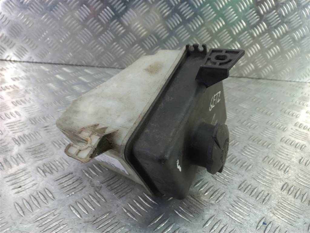 бачок омывателя Hyundai GETZ 1.6 MT (105 л.с.)Getz  I рестайлинг (2005—2011) Хетчбэк 986201C000, 1550 рублей, Москва