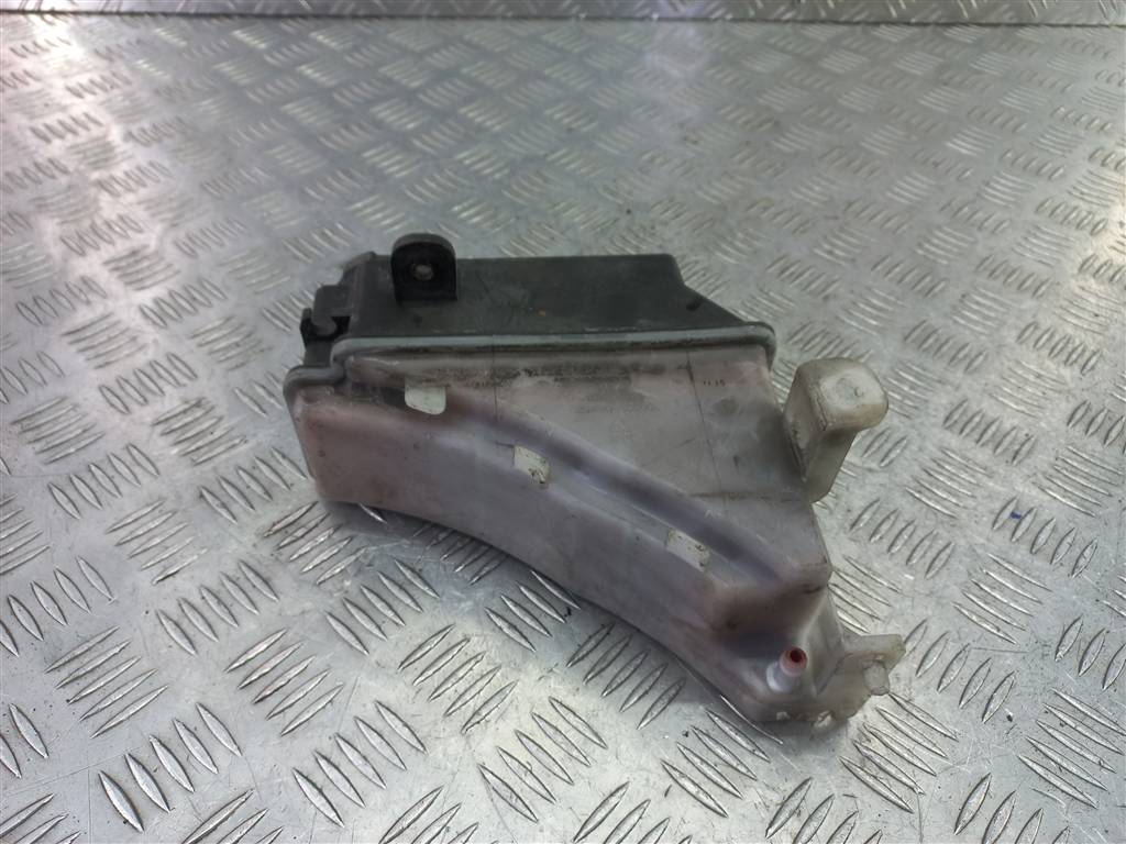 бачок расширительный Hyundai GETZ 1.1 MT (66 л.с.)Getz  I рестайлинг (2005—2011) Хетчбэк 254311C000, 860 рублей, Москва