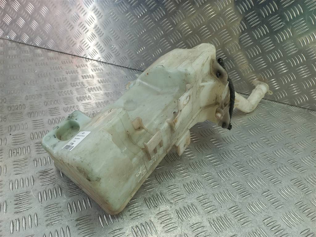 бачок омывателя MITSUBISHI COLT  8260A019, 4430 рублей, Москва