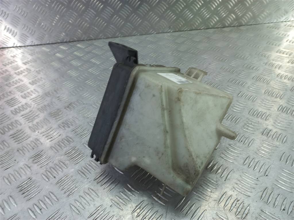 бачок омывателя Hyundai GETZ 1.3 AT (85 л.с.)Getz  I (2002—2005) Хетчбэк 986201C000, 1550 рублей, Москва