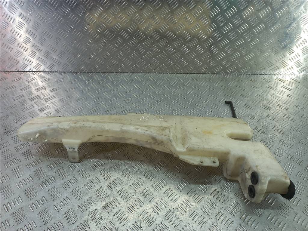 бачок омывателя HONDA CR-V 2.0 AT (150 л.с.)CR-V  II (2001—2004) Внедорожник 172042, 1550 рублей, Москва