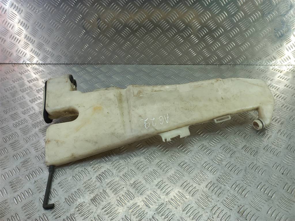 бачок омывателя HONDA CR-V 2.0 AT (150 л.с.)CR-V  II (2001—2004) Внедорожник 172042, 1550 рублей, Москва