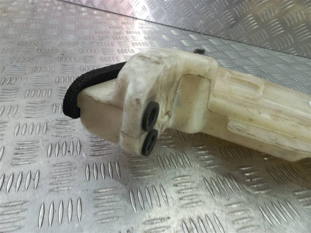 бачок омывателя HONDA CR-V 2.0 AT (150 л.с.)CR-V  II (2001—2004) Внедорожник 172042, 1550 рублей, Москва