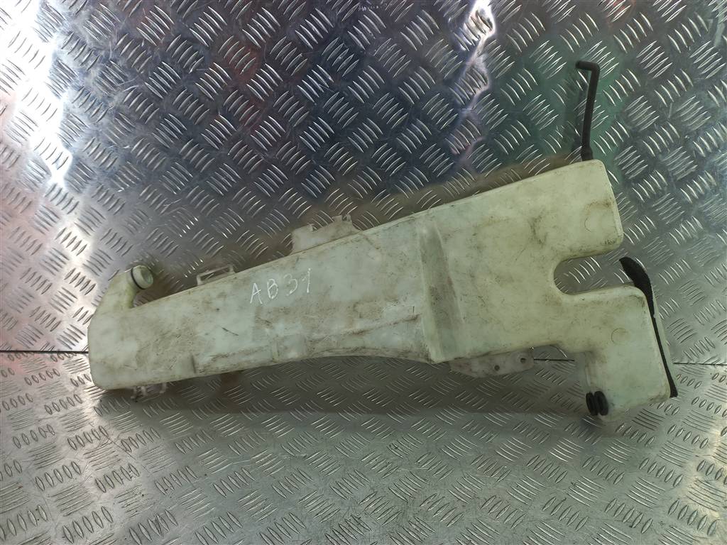 бачок омывателя HONDA CR-V 2.0 AT (150 л.с.)CR-V  II (2001—2004) Внедорожник 172043, 1550 рублей, Москва