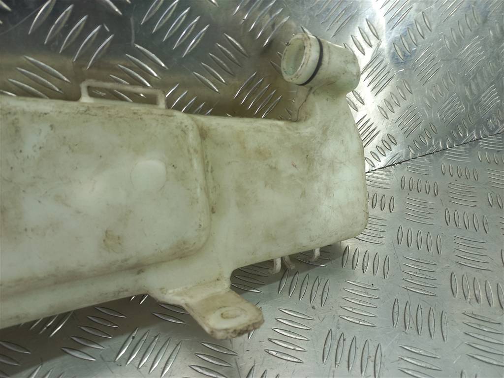 бачок омывателя HONDA CR-V 2.0 AT (150 л.с.)CR-V  II (2001—2004) Внедорожник 172043, 1550 рублей, Москва