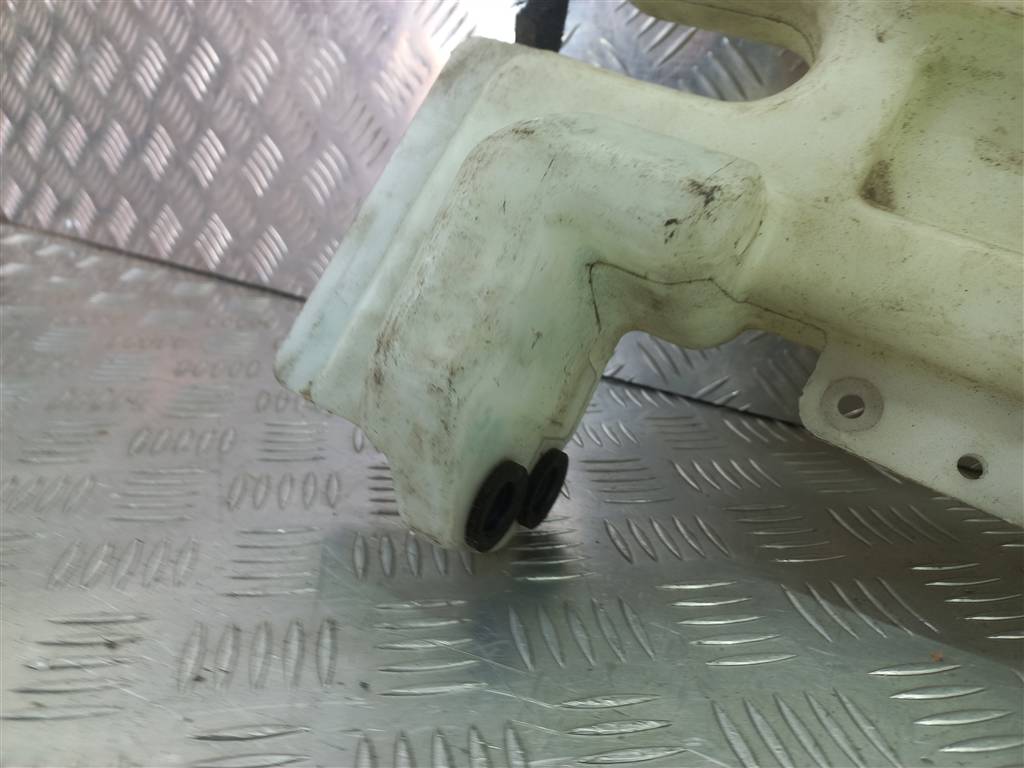 бачок омывателя HONDA CR-V 2.0 AT (150 л.с.)CR-V  II (2001—2004) Внедорожник 172043, 1550 рублей, Москва