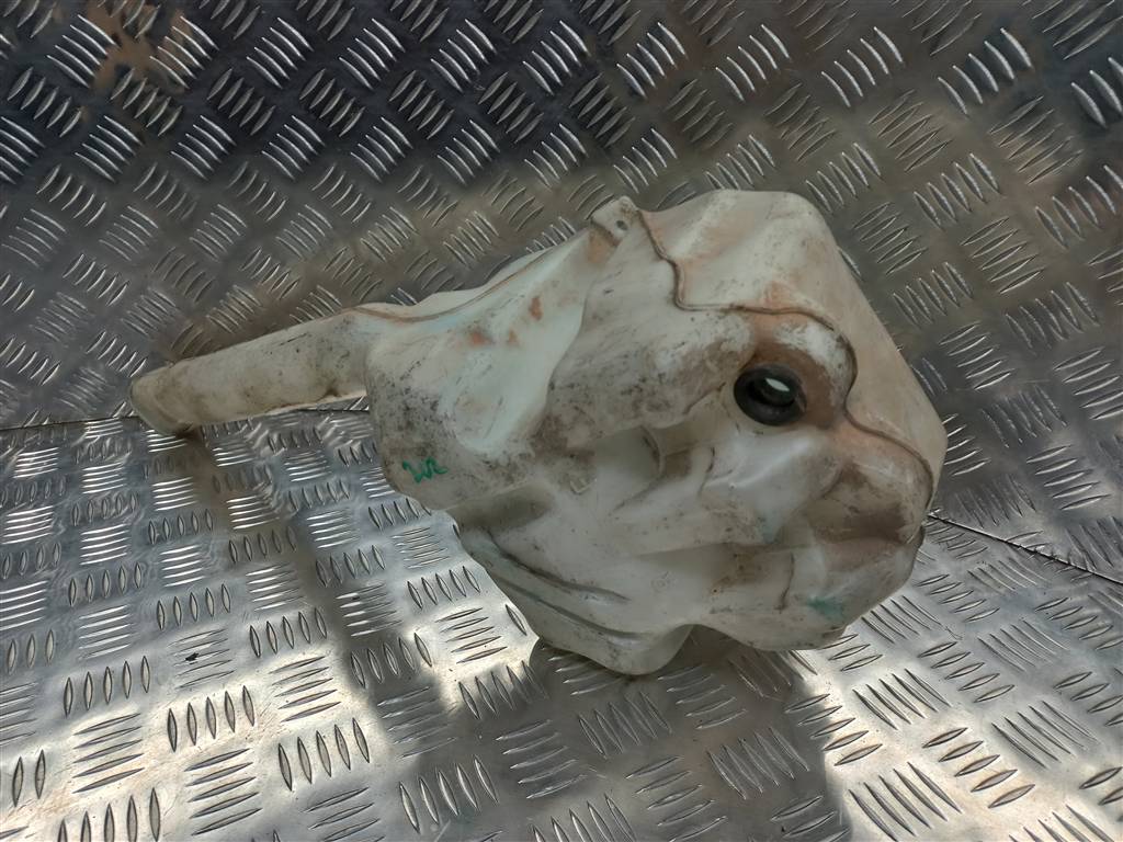 бачок омывателя SUZUKI LIANA 1.6 MT (103 л.с.)Liana  I (2001—2006) Седан 3845055G00, 2700 рублей, Москва