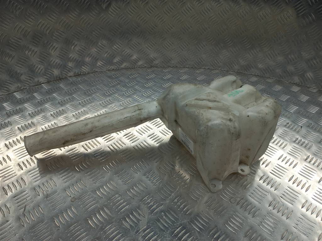 бачок омывателя SUZUKI LIANA 1.6 MT (103 л.с.)Liana  I (2001—2006) Седан 3845055G00, 2700 рублей, Москва