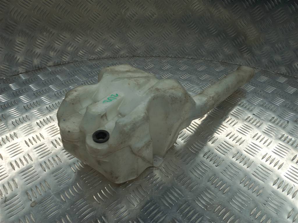 бачок омывателя SUZUKI LIANA 1.6 MT (103 л.с.)Liana  I (2001—2006) Седан 3845055G00, 2700 рублей, Москва