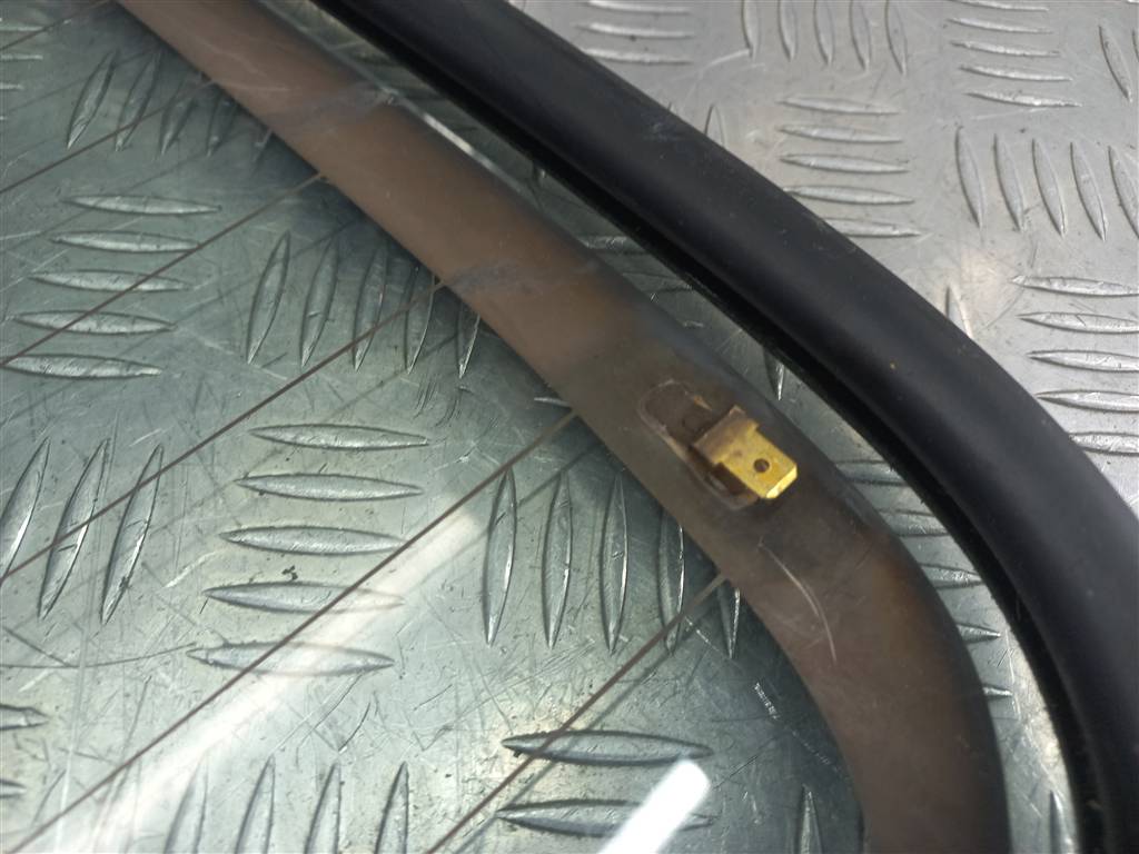 стекло крышки багажника SUZUKI JIMNY 1.3 MT (85 л.с.)Jimny  III рестайлинг (2005—2012) Внедорожник 8457176J01, 15350 рублей, Москва