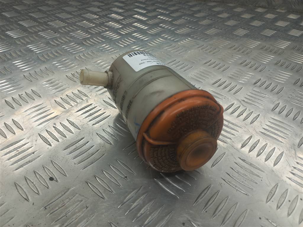 бачок гидроусилителя SUZUKI JIMNY 1.3 MT (85 л.с.)Jimny  III рестайлинг (2005—2012) Внедорожник 4914054J01, 2240 рублей, Москва