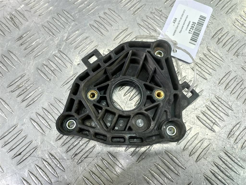 крышка коллектора HONDA Civic 1.8 MT (140 л.с.)Civic  VIII (2005—2009) Хетчбэк 17101RNAA00, 520 рублей, Москва