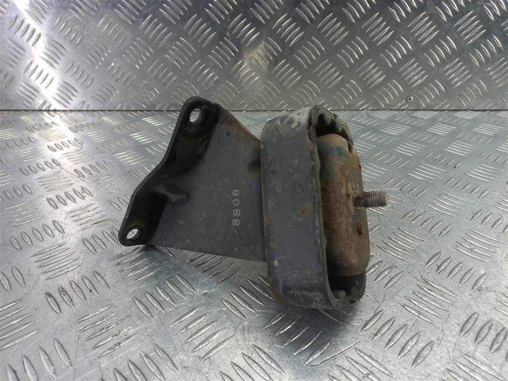 подушка двигателя (опора двс) SUZUKI JIMNY 1.3 MT (85 л.с.)Jimny  III рестайлинг (2005—2012) Внедорожник 1161081A00, 1550 рублей, Москва