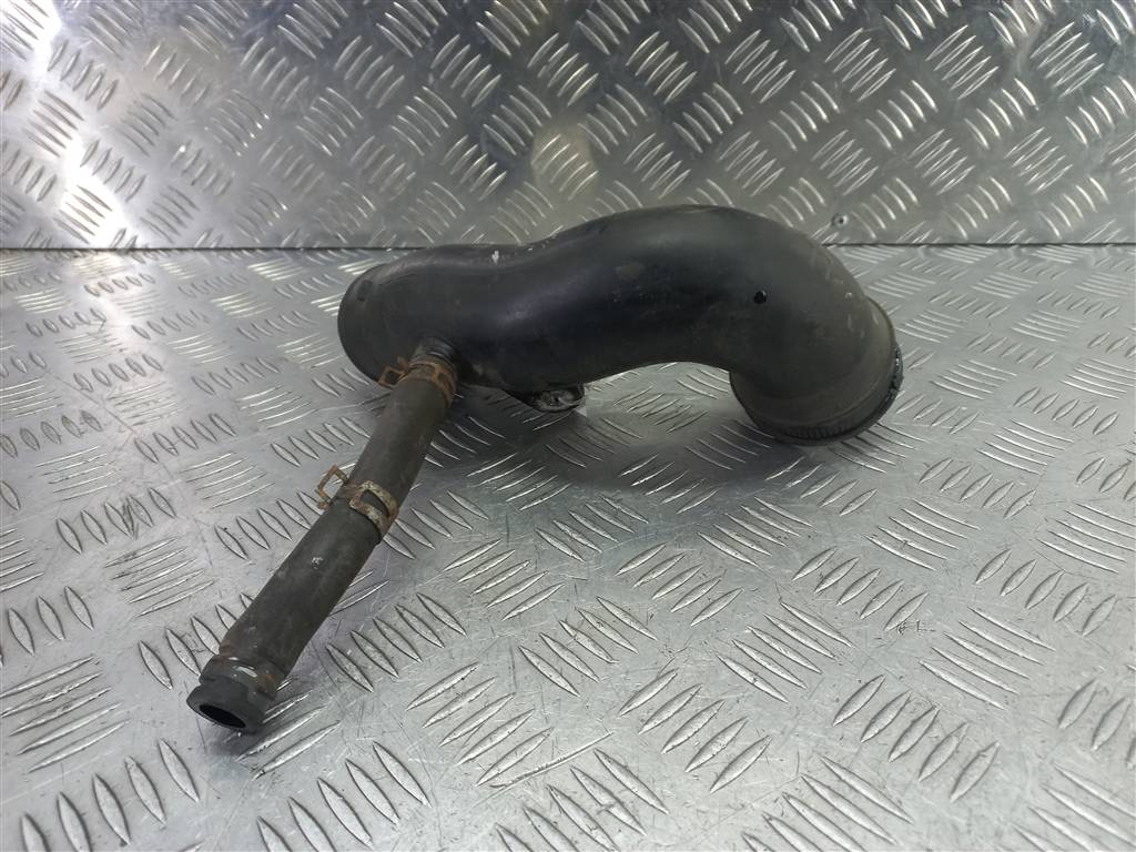 патрубок воздушного фильтра SUZUKI JIMNY 1.3 MT (85 л.с.)Jimny  III рестайлинг (2005—2012) Внедорожник 1383080A00, 1090 рублей, Москва