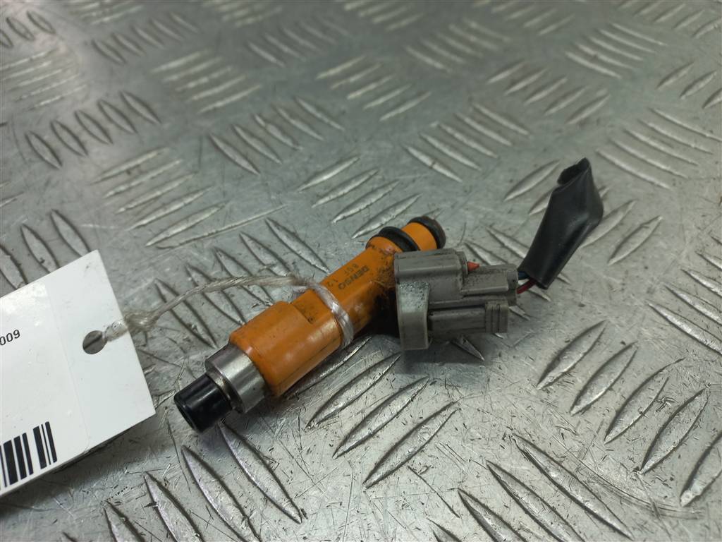 форсунка топливная SUZUKI JIMNY 1.3 MT (85 л.с.)Jimny  III рестайлинг (2005—2012) Внедорожник 1571086G00, 630 рублей, Москва