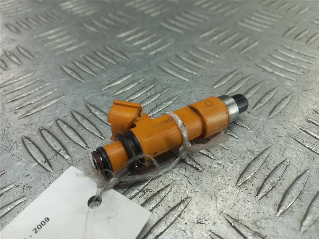 форсунка топливная SUZUKI JIMNY 1.3 MT (85 л.с.)Jimny  III рестайлинг (2005—2012) Внедорожник 1571086G00, 630 рублей, Москва