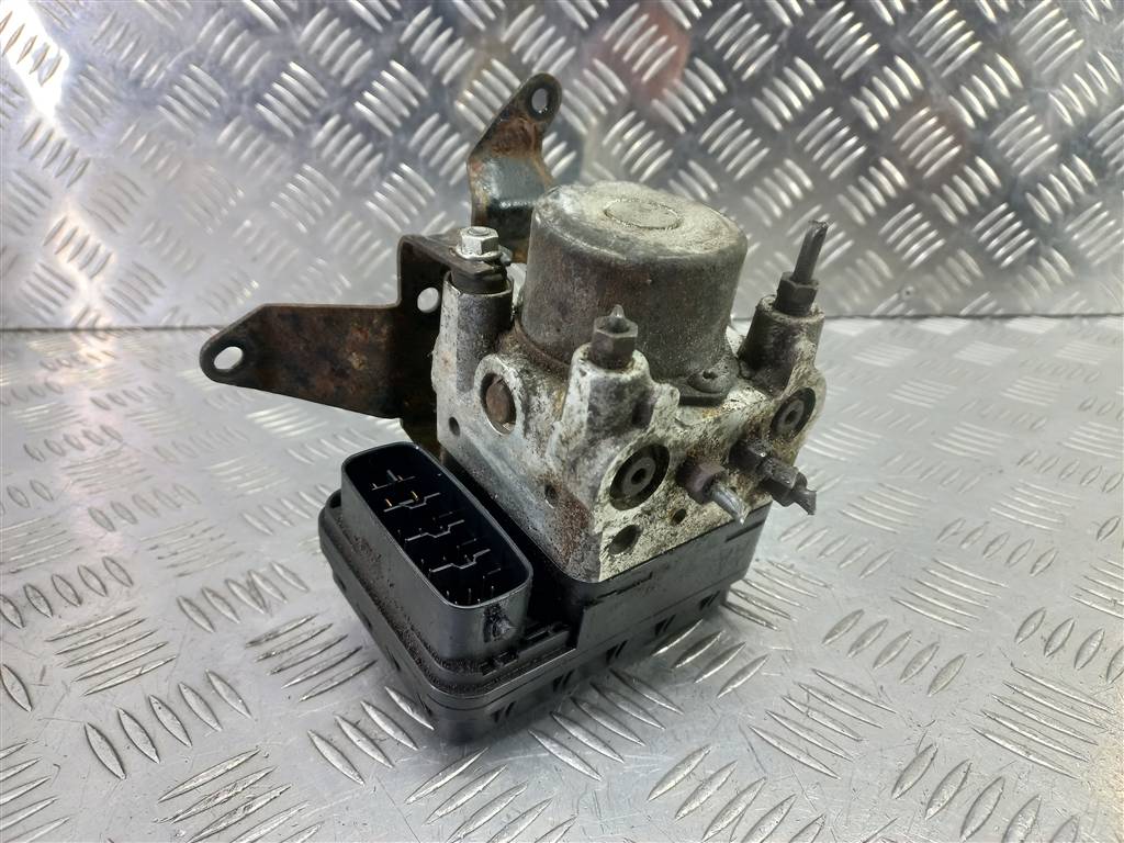 блок abs SUZUKI JIMNY 1.3 MT (85 л.с.)Jimny  III рестайлинг (2005—2012) Внедорожник 5610076JA1, 7880 рублей, Москва