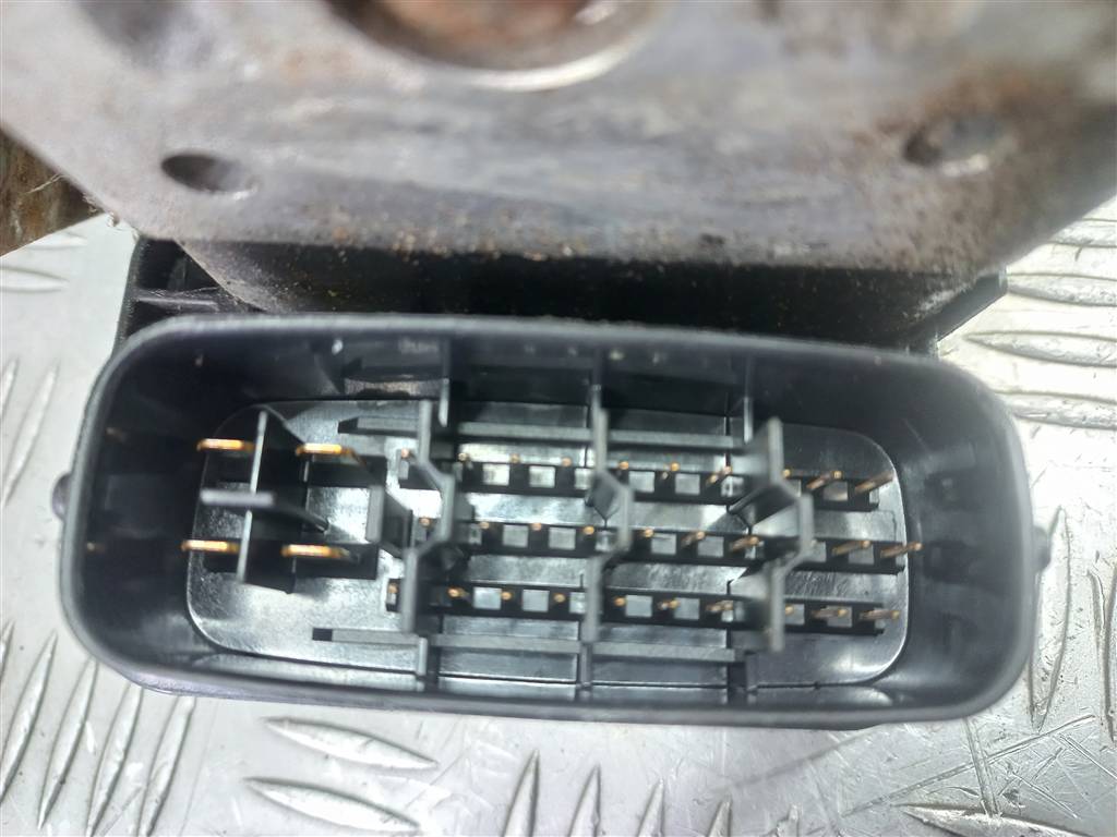 блок abs SUZUKI JIMNY 1.3 MT (85 л.с.)Jimny  III рестайлинг (2005—2012) Внедорожник 5610076JA1, 7880 рублей, Москва