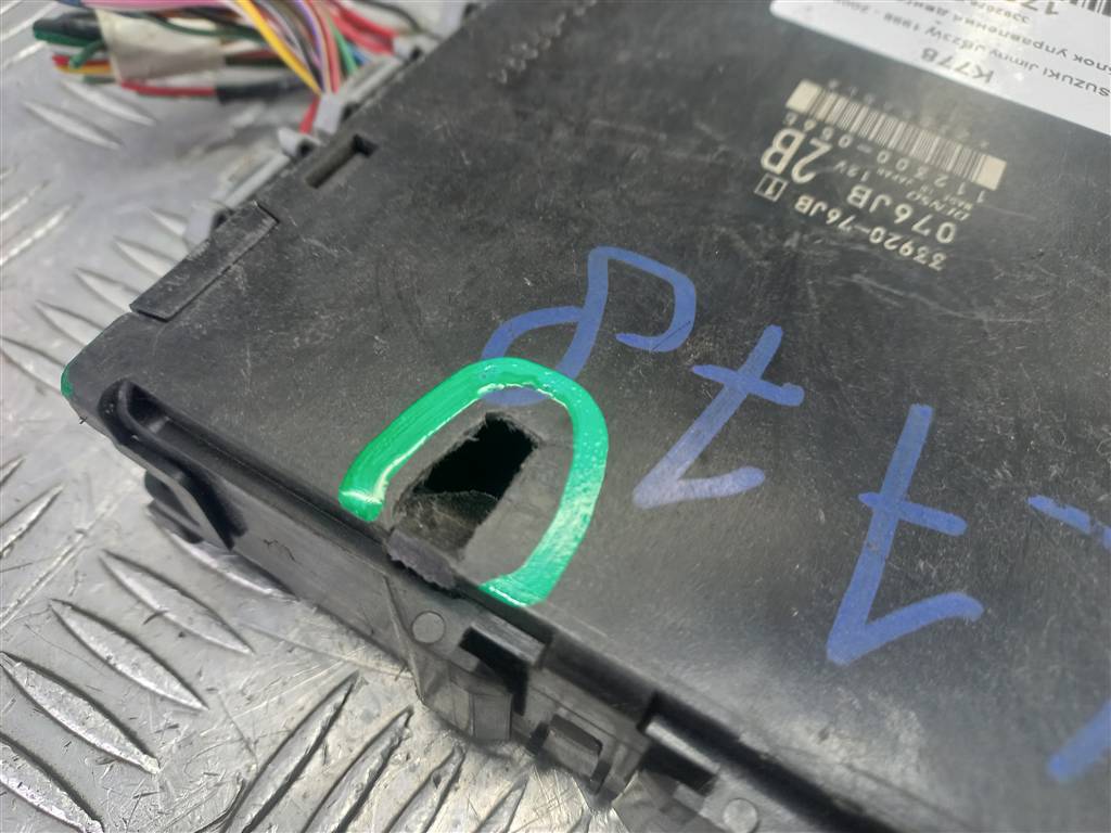 блок управления двигателем SUZUKI JIMNY 1.3 MT (85 л.с.)Jimny  III рестайлинг (2005—2012) Внедорожник 3392076JB1, 2700 рублей, Москва