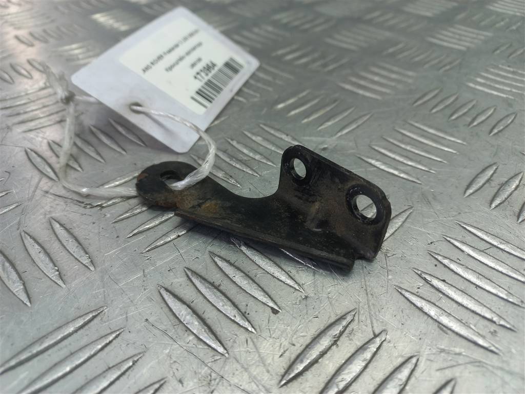 кронштейн коллектора LAND ROVER FREELANDER  LR001209, 630 рублей, Москва