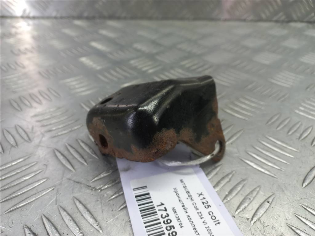 кронштейн коллектора MITSUBISHI COLT  MN128704, 520 рублей, Москва