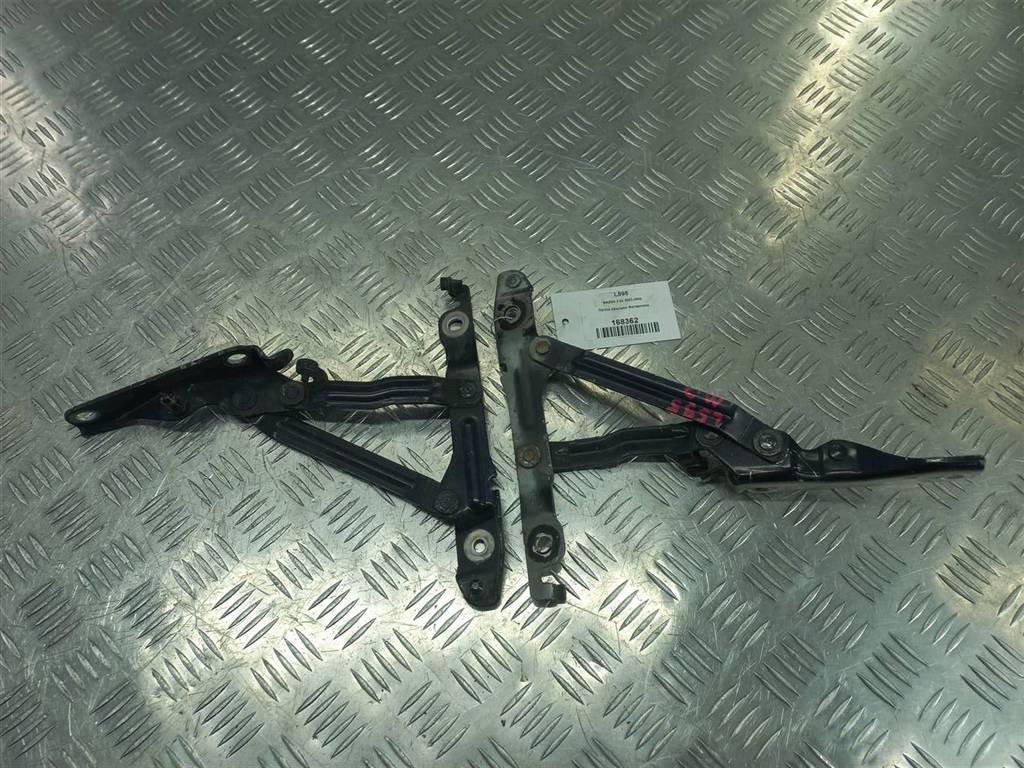 петли крышки багажника MAZDA 3 2.0 MT (150 л.с.)3  BK (2003—2006) Седан BBM452710A, 2130 рублей, Москва