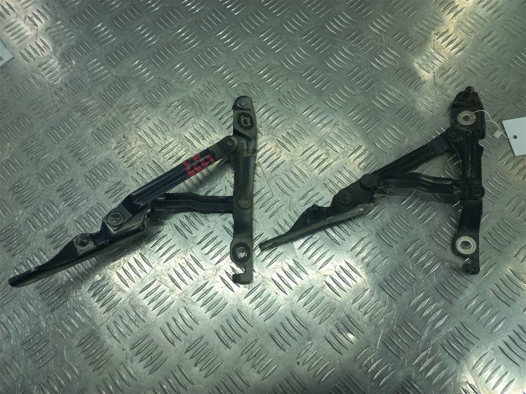 петли крышки багажника MAZDA 3 2.0 MT (150 л.с.)3  BK (2003—2006) Седан BBM452710A, 2130 рублей, Москва