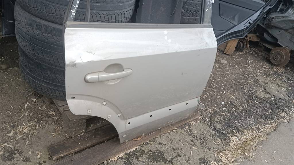 дверь Hyundai TUCSON 2.0 CRDi AT (112 л.с.)Tucson  I (2004—2011) Внедорожник 77004-2E050, 4770 рублей, Москва