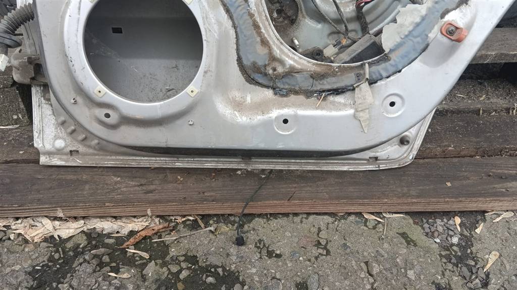 дверь Hyundai TUCSON 2.0 CRDi AT (112 л.с.)Tucson  I (2004—2011) Внедорожник 77004-2E050, 4770 рублей, Москва