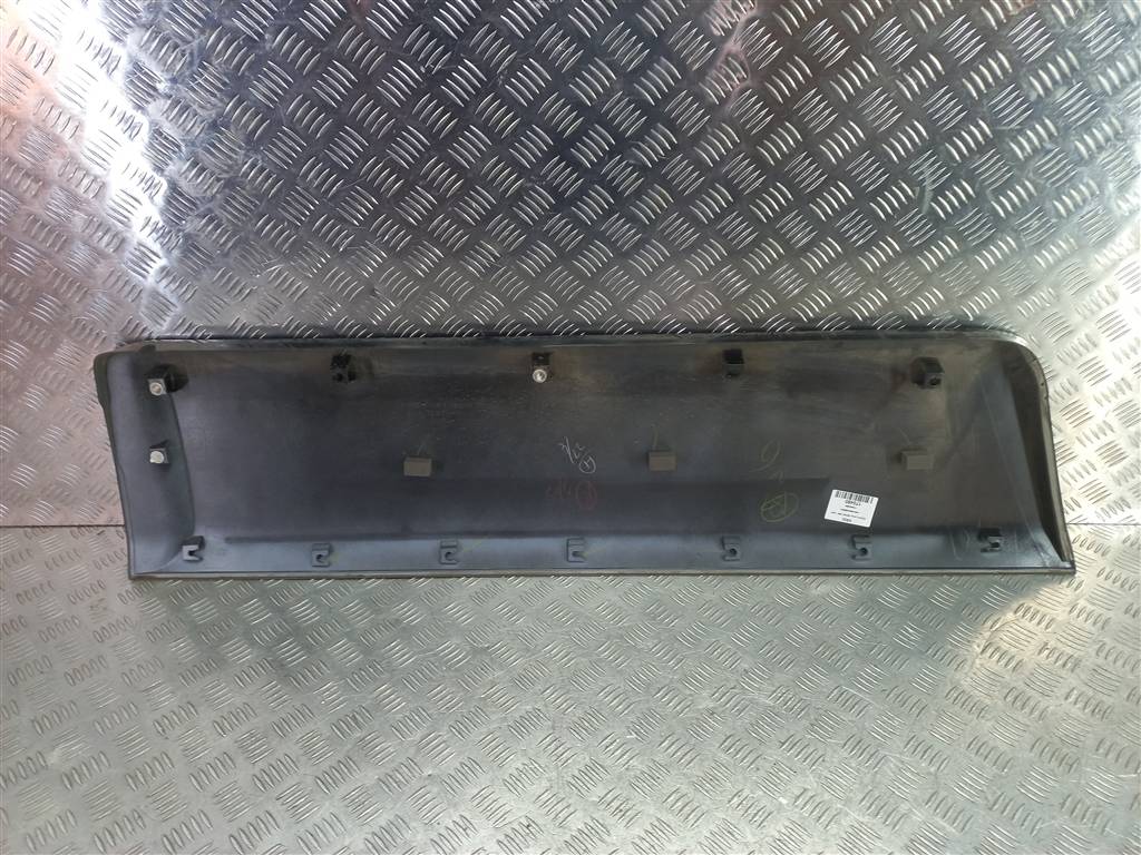 накладка двери SUZUKI JIMNY 1.3 MT (85 л.с.)Jimny  III рестайлинг (2005—2012) Внедорожник 7766081A00, 2700 рублей, Москва