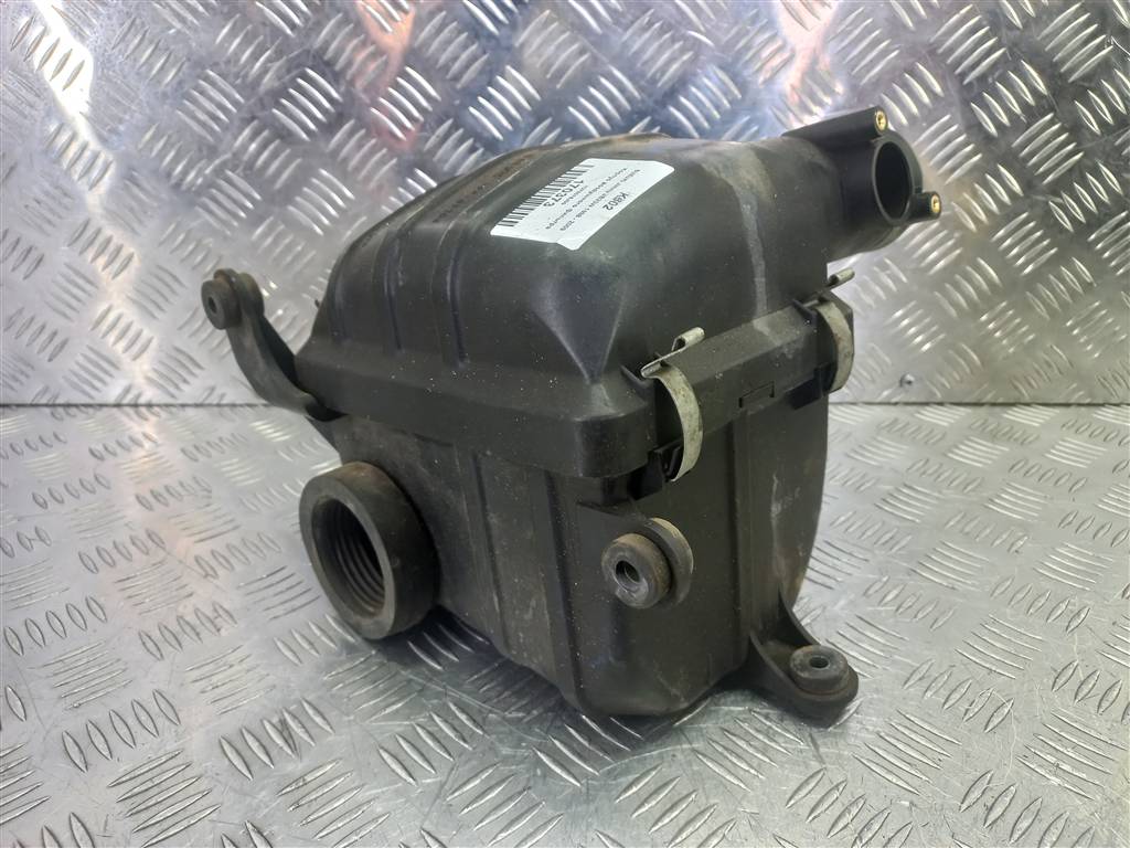 корпус воздушного фильтра SUZUKI JIMNY 1.3 MT (85 л.с.)Jimny  III рестайлинг (2005—2012) Внедорожник 1370076J00, 3740 рублей, Москва