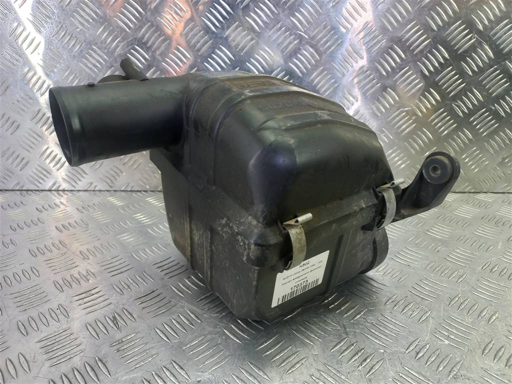 корпус воздушного фильтра SUZUKI JIMNY 1.3 MT (85 л.с.)Jimny  III рестайлинг (2005—2012) Внедорожник 1370076J00, 3740 рублей, Москва