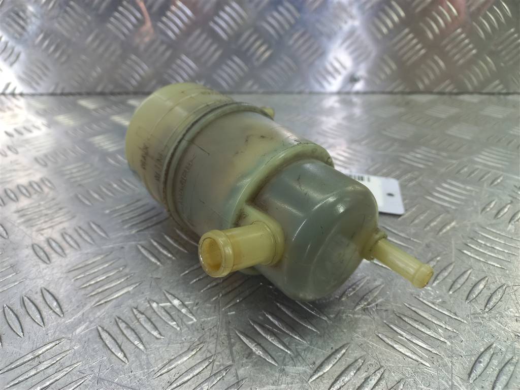 бачок гидроусилителя MITSUBISHI L200  2.5 DI-D 4WD MT (178 л.с.)L200  IV (2006—2014) Пикап MR995028, 1780 рублей, Москва