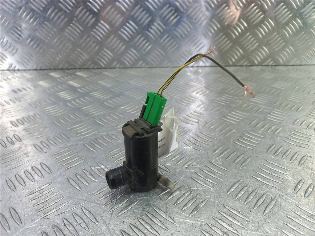 насос омывателя (моторчик) SUZUKI JIMNY 1.3 MT (85 л.с.)Jimny  III рестайлинг (2005—2012) Внедорожник 38410-66113, 630 рублей, Москва