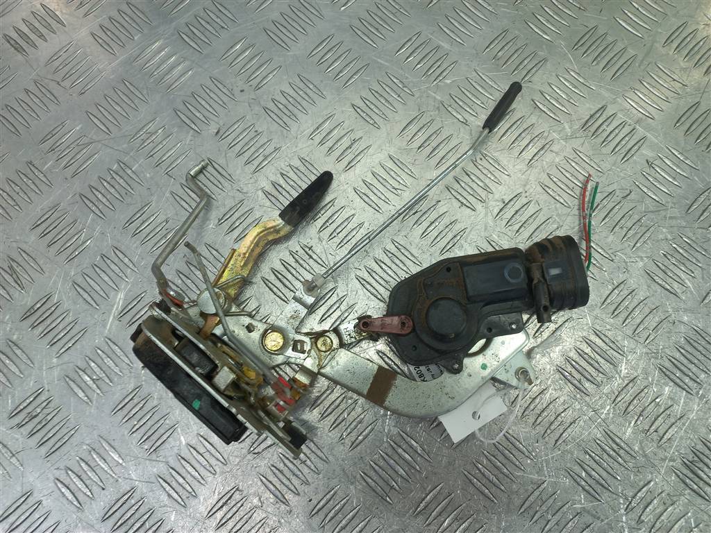 замок крышки багажника SUZUKI JIMNY 1.3 MT (85 л.с.)Jimny  III рестайлинг (2005—2012) Внедорожник 8253081A31, 3279 рублей, Москва