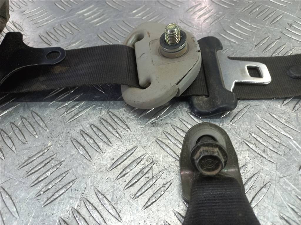 ремень безопасности SUZUKI JIMNY 1.3 MT (85 л.с.)Jimny  III рестайлинг (2005—2012) Внедорожник 8490181AG1ED3, 2700 рублей, Москва