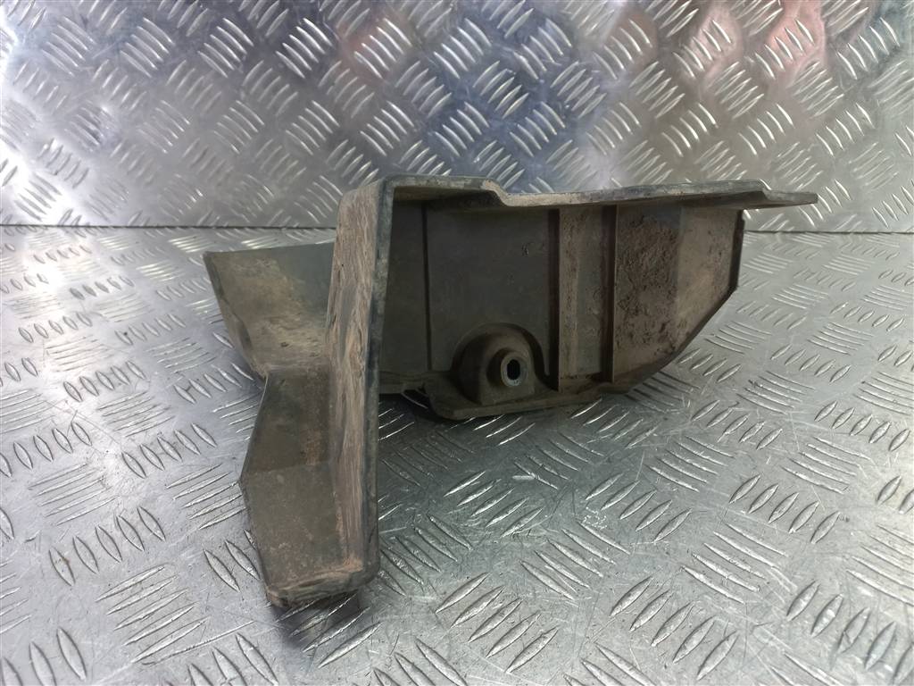 брызговик MITSUBISHI L200  2.5 DI-D 4WD MT (178 л.с.)L200  IV (2006—2014) Пикап MN117448, 2470 рублей, Москва