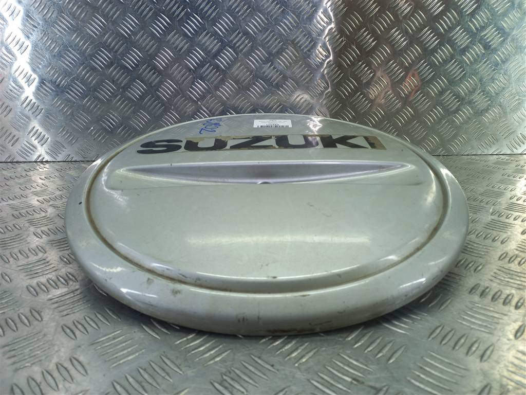 кожух запасного колеса SUZUKI JIMNY 1.3 MT (85 л.с.)Jimny  III рестайлинг (2005—2012) Внедорожник 72820-65D80, 6150 рублей, Москва