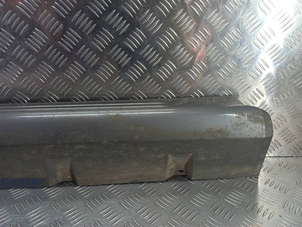 накладка порога SUZUKI JIMNY 1.3 MT (85 л.с.)Jimny  III рестайлинг (2005—2012) Внедорожник 7754081A00, 5580 рублей, Москва