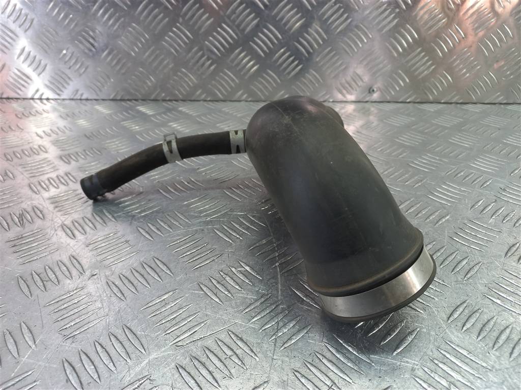 патрубок воздушного фильтра SUZUKI JIMNY 1.3 MT (85 л.с.)Jimny  III рестайлинг (2005—2012) Внедорожник 1383080A00, 1090 рублей, Москва