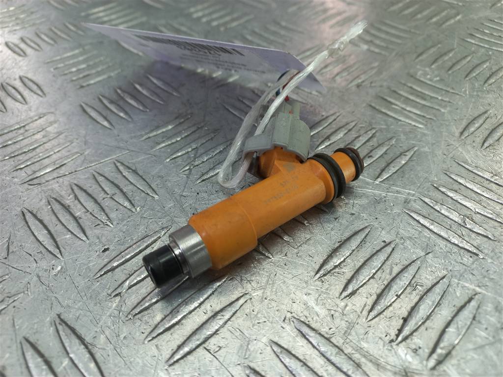 форсунка топливная SUZUKI JIMNY 1.3 MT (85 л.с.)Jimny  III рестайлинг (2005—2012) Внедорожник 1571086G00, 630 рублей, Москва