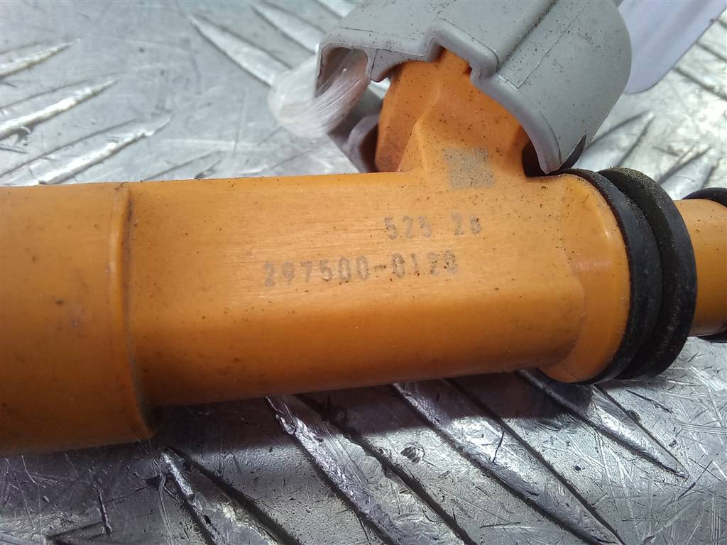 форсунка топливная SUZUKI JIMNY 1.3 MT (85 л.с.)Jimny  III рестайлинг (2005—2012) Внедорожник 1571086G00, 630 рублей, Москва