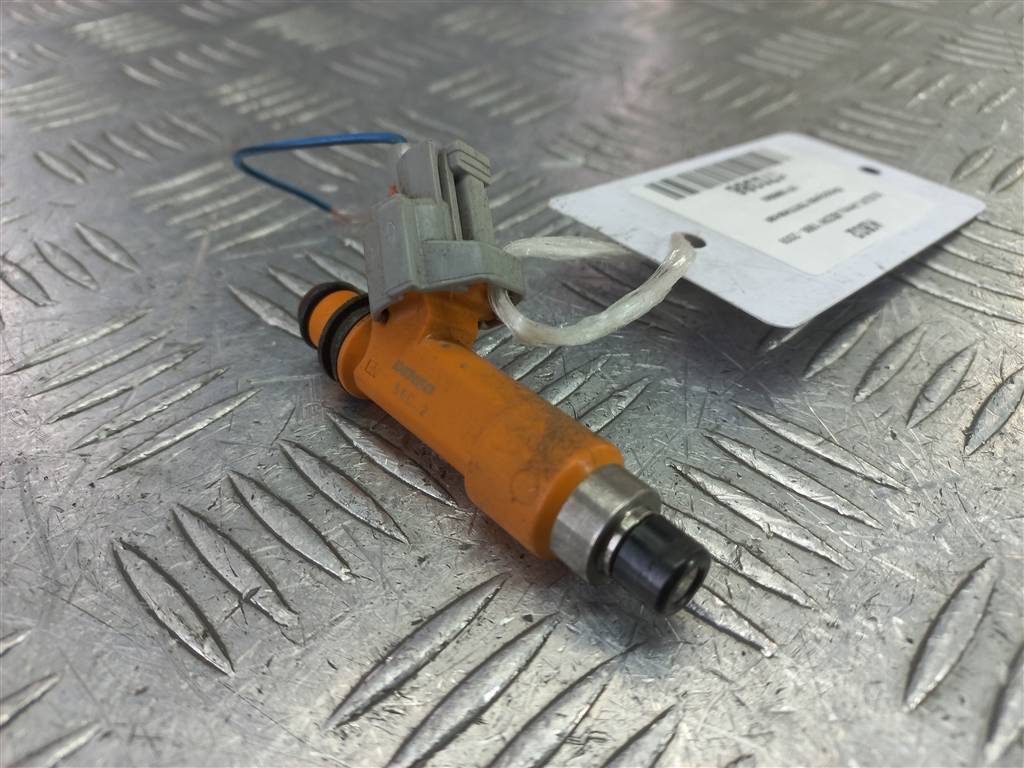 форсунка топливная SUZUKI JIMNY 1.3 MT (85 л.с.)Jimny  III рестайлинг (2005—2012) Внедорожник 1571086G00, 630 рублей, Москва