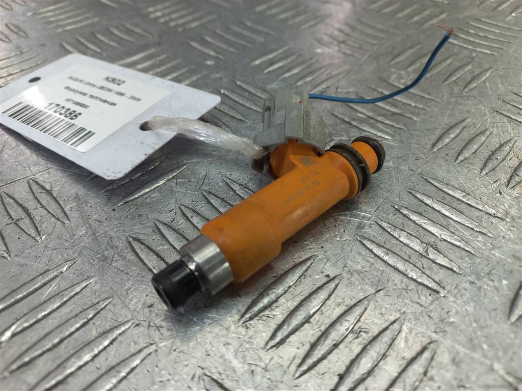 форсунка топливная SUZUKI JIMNY 1.3 MT (85 л.с.)Jimny  III рестайлинг (2005—2012) Внедорожник 1571086G00, 630 рублей, Москва