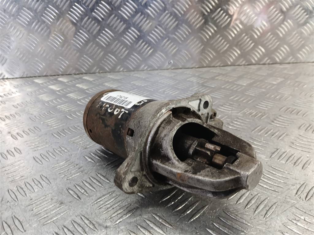 стартер MITSUBISHI COLT  MR994922, 4200 рублей, Москва